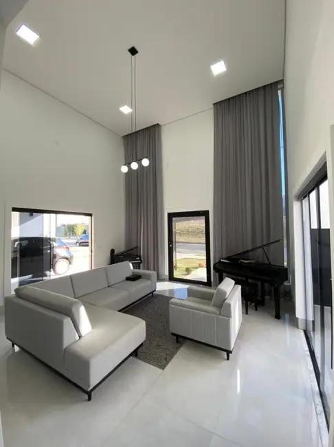 Foto 4 de Casa com 3 quartos à venda, 156m2 em Salto - SP