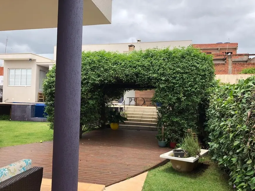 Foto 7 de Casa com 3 quartos à venda, 456m2 em Salto - SP