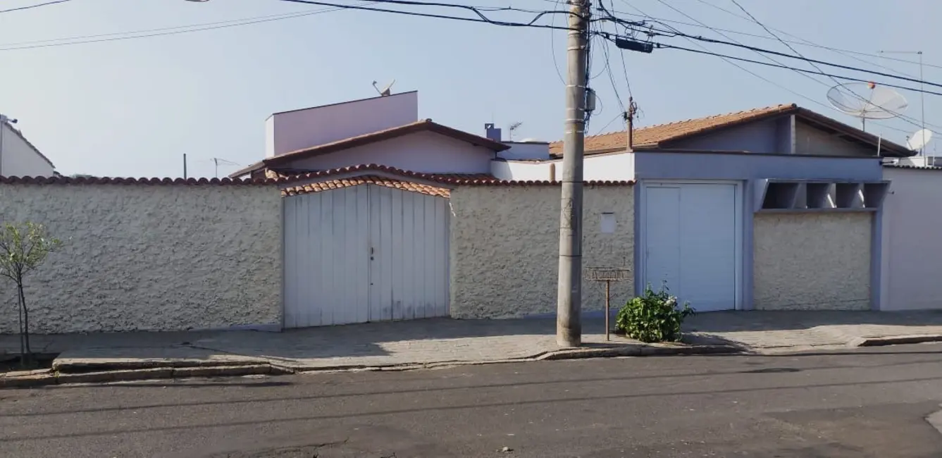 Foto 2 de Casa com 4 quartos à venda, 373m2 em Jardim Bandeirantes, Salto - SP