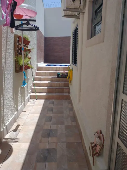 Foto 9 de Casa com 2 quartos à venda, 160m2 em Jardim Santo Antônio, Salto - SP