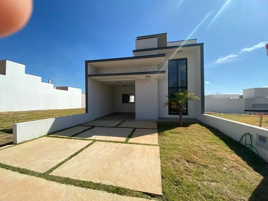 Foto 2 de Casa de Condomínio com 3 quartos à venda, 130m2 em Salto - SP