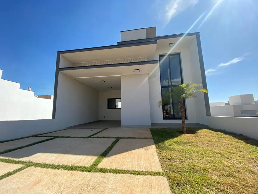 Foto 1 de Casa de Condomínio com 3 quartos à venda, 130m2 em Salto - SP