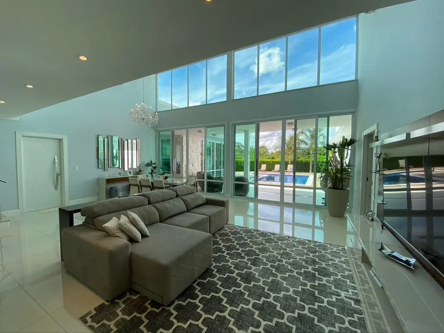 Foto 8 de Casa de Condomínio com 3 quartos à venda, 420m2 em Salto - SP