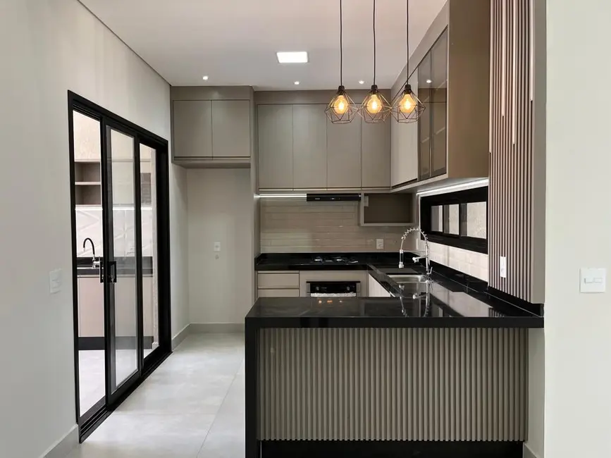 Foto 3 de Casa de Condomínio com 3 quartos à venda, 137m2 em Jardim Bréscia, Indaiatuba - SP