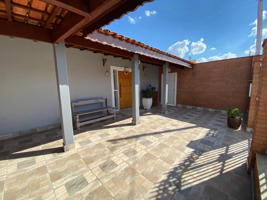 Foto 5 de Casa com 3 quartos à venda, 406m2 em Jardim Celani, Salto - SP