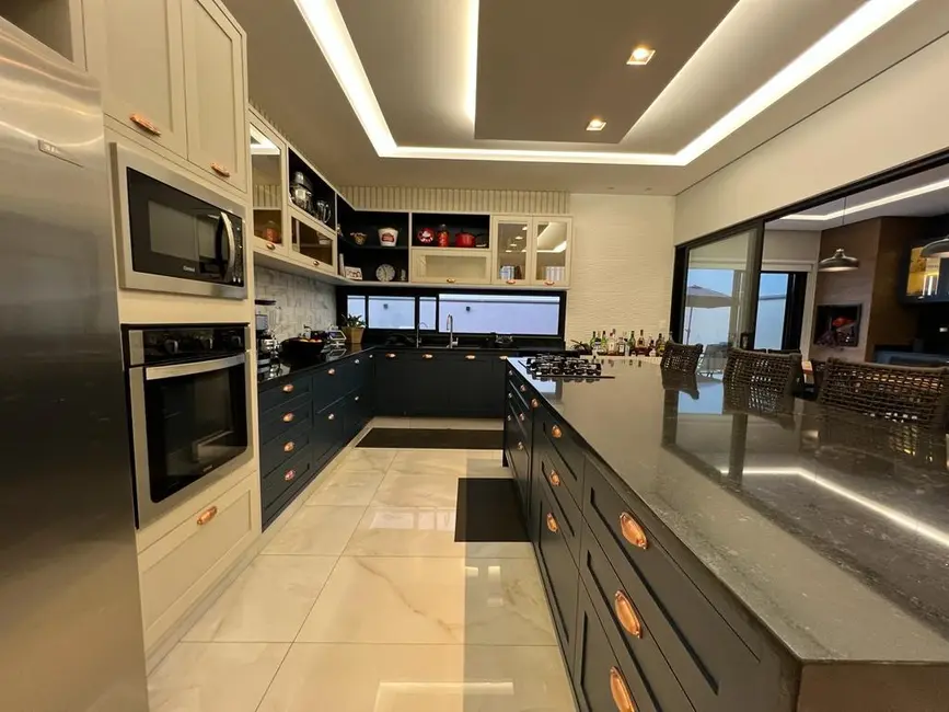 Casa de Condomínio com 3 quartos à venda, 258m2 em Indaiatuba - SP - imagem 5 Foto 5 de Casa de Condomínio com 3 quartos à venda, 258m2 em Indaiatuba - SP