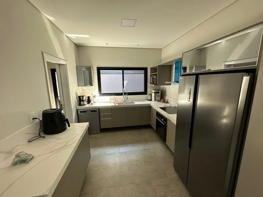 Foto 8 de Casa de Condomínio com 3 quartos à venda, 212m2 em Salto - SP