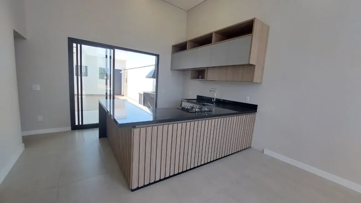 Casa de Condomínio com 3 quartos à venda, 140m2 em Indaiatuba - SP - imagem 5 Foto 5 de Casa de Condomínio com 3 quartos à venda, 140m2 em Indaiatuba - SP