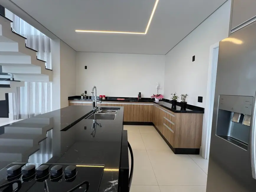 Foto 5 de Casa de Condomínio com 3 quartos à venda, 338m2 em Salto - SP