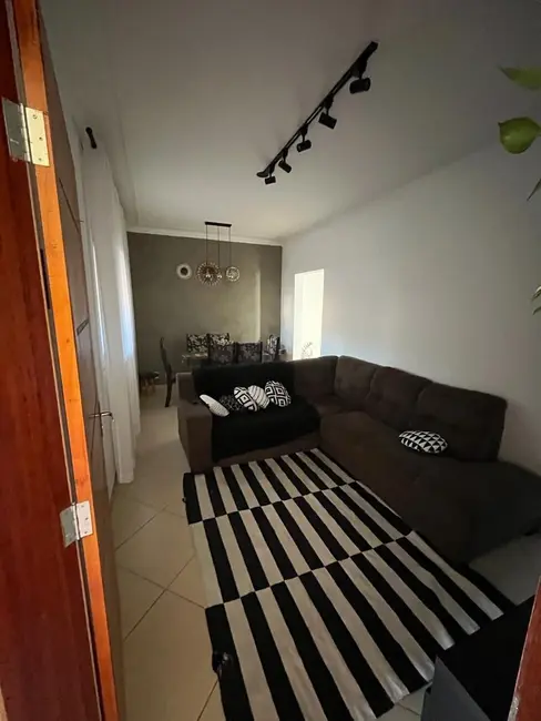 Foto 5 de Casa com 3 quartos à venda, 121m2 em Jardim Panorama, Salto - SP