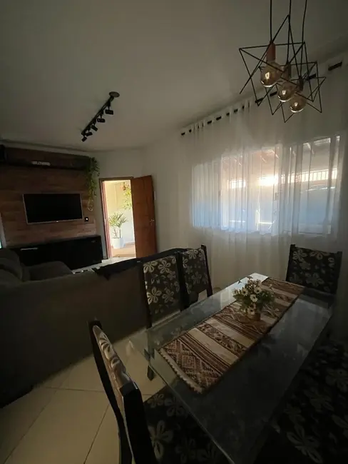 Foto 4 de Casa com 3 quartos à venda, 121m2 em Jardim Panorama, Salto - SP