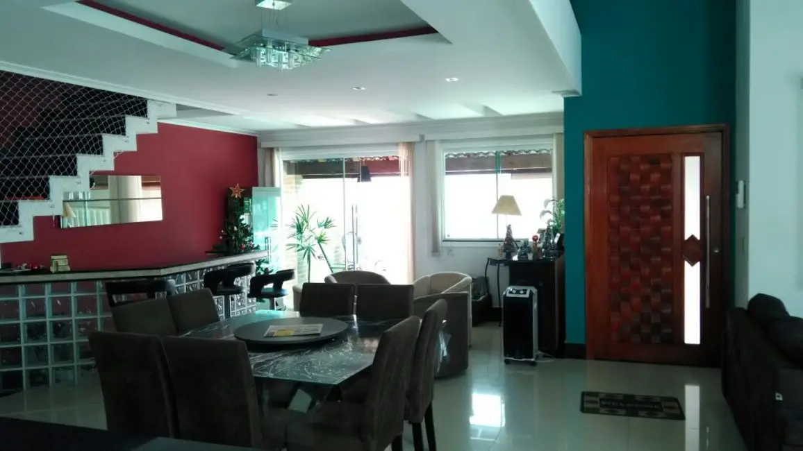 Foto 2 de Casa com 2 quartos à venda, 210m2 em Jardim Celani, Salto - SP