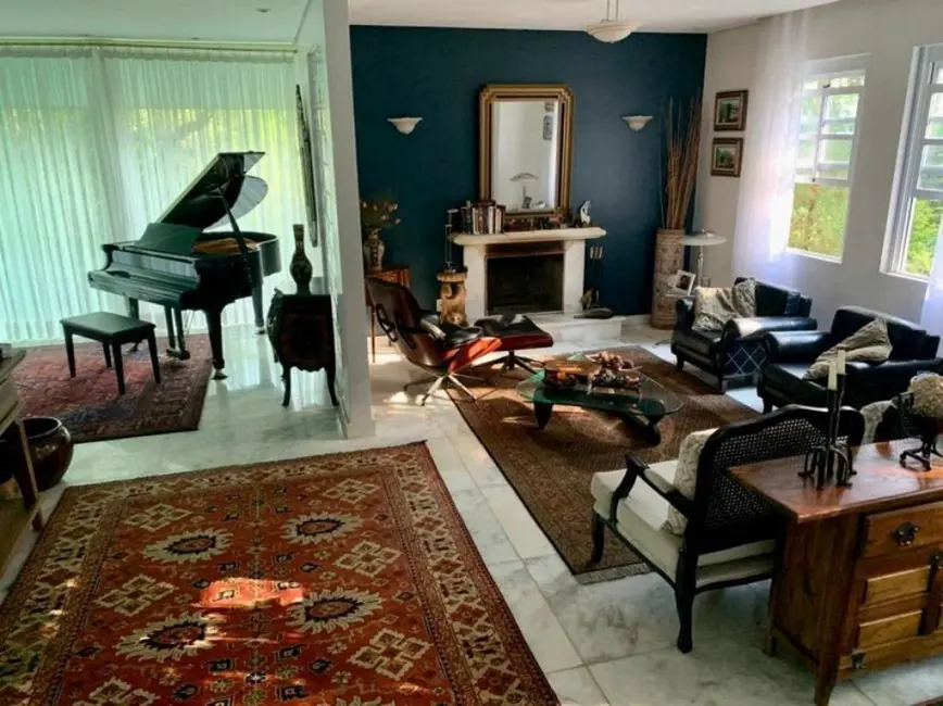 Foto 1 de Casa de Condomínio com 4 quartos à venda, 410m2 em Rio Acima - MG