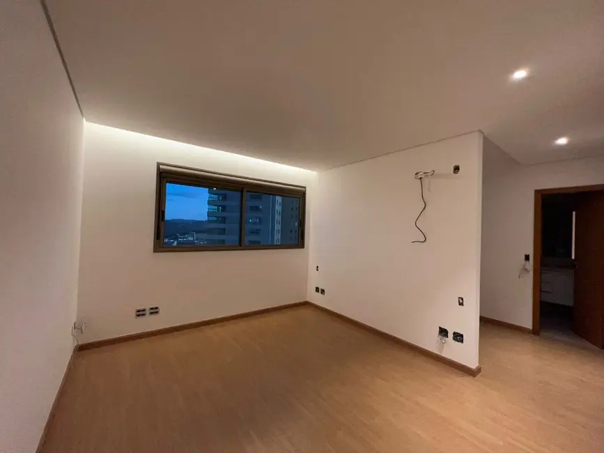 Apartamento com 4 quartos à venda, 201m2 em Vila da Serra, Nova Lima - MG - imagem 9 Foto 9 de Apartamento com 4 quartos à venda, 201m2 em Vila da Serra, Nova Lima - MG