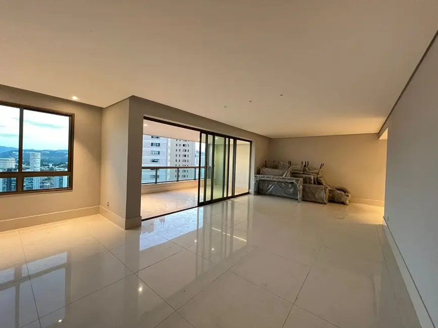 Apartamento com 4 quartos à venda, 201m2 em Vila da Serra, Nova Lima - MG - imagem 3 Foto 3 de Apartamento com 4 quartos à venda, 201m2 em Vila da Serra, Nova Lima - MG