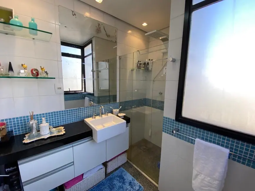 Apartamento com 3 quartos à venda, 200m2 em Sion, Belo Horizonte - MG - imagem 7 Foto 7 de Apartamento com 3 quartos à venda, 200m2 em Sion, Belo Horizonte - MG