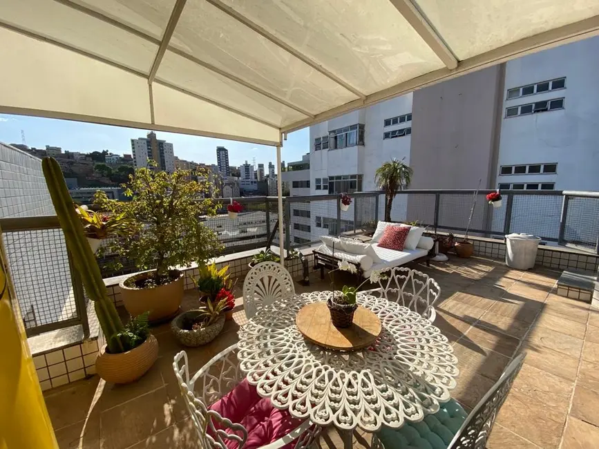 Apartamento com 3 quartos à venda, 200m2 em Sion, Belo Horizonte - MG - imagem 3 Foto 3 de Apartamento com 3 quartos à venda, 200m2 em Sion, Belo Horizonte - MG