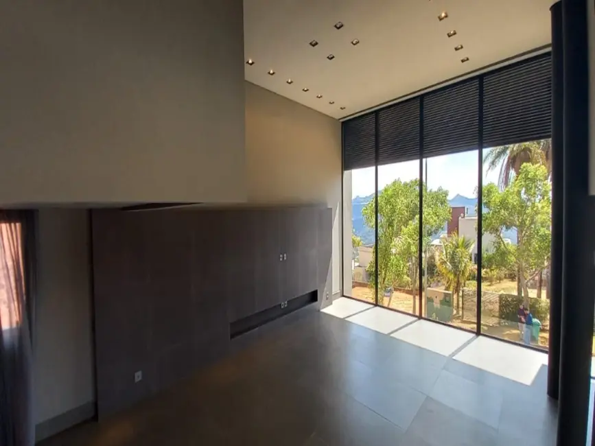 Casa de Condomínio com 4 quartos à venda, 582m2 em Nova Lima - MG - imagem 8 Foto 8 de Casa de Condomínio com 4 quartos à venda, 582m2 em Nova Lima - MG