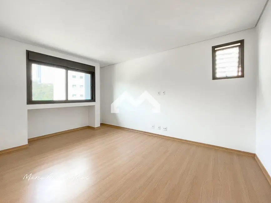 Apartamento com 4 quartos à venda, 303m2 em Vale do Sereno, Nova Lima - MG - imagem 5 Foto 5 de Apartamento com 4 quartos à venda, 303m2 em Vale do Sereno, Nova Lima - MG