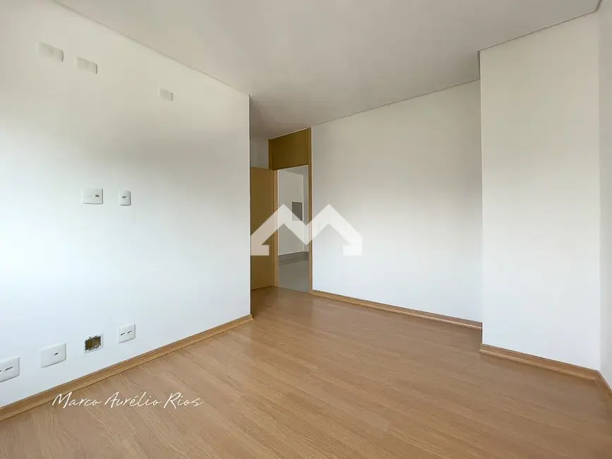 Apartamento com 4 quartos à venda, 303m2 em Vale do Sereno, Nova Lima - MG - imagem 6 Foto 6 de Apartamento com 4 quartos à venda, 303m2 em Vale do Sereno, Nova Lima - MG