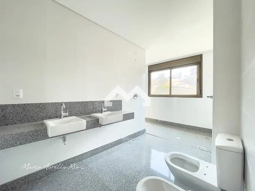 Apartamento com 4 quartos à venda, 303m2 em Vale do Sereno, Nova Lima - MG - imagem 9 Foto 9 de Apartamento com 4 quartos à venda, 303m2 em Vale do Sereno, Nova Lima - MG