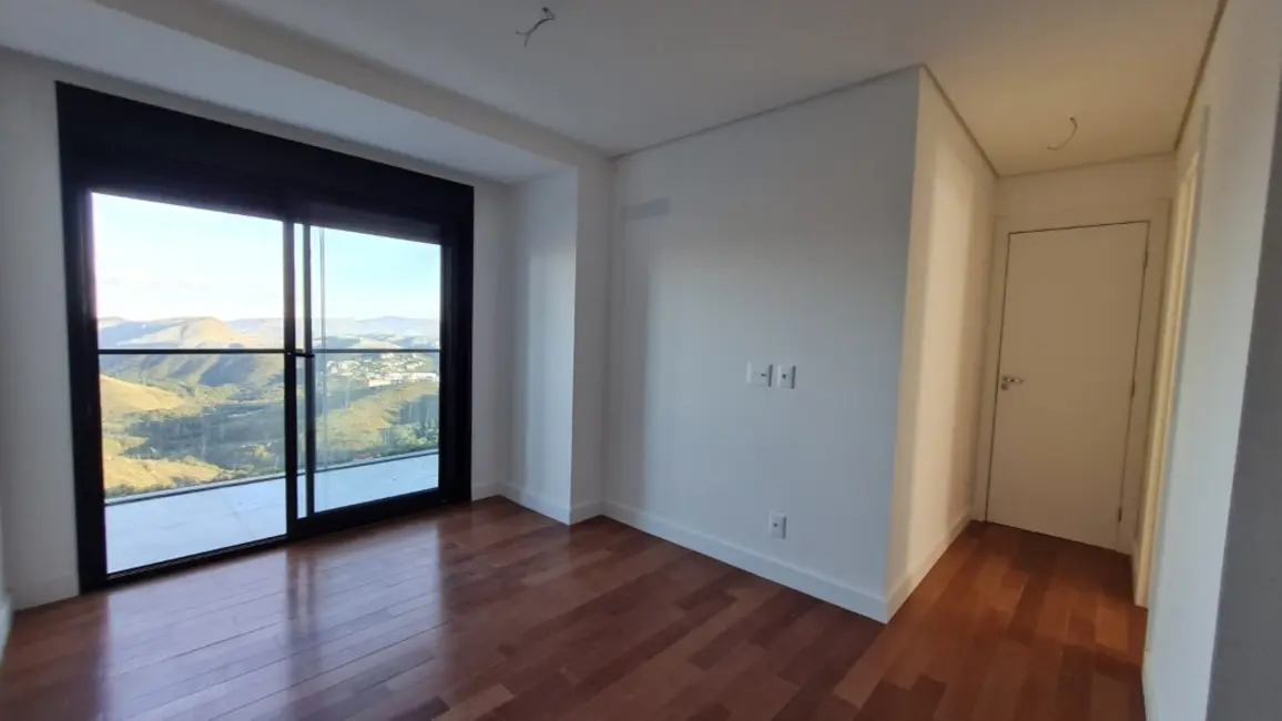 Apartamento com 4 quartos à venda, 190m2 em Vila da Serra, Nova Lima - MG - imagem 8 Foto 8 de Apartamento com 4 quartos à venda, 190m2 em Vila da Serra, Nova Lima - MG