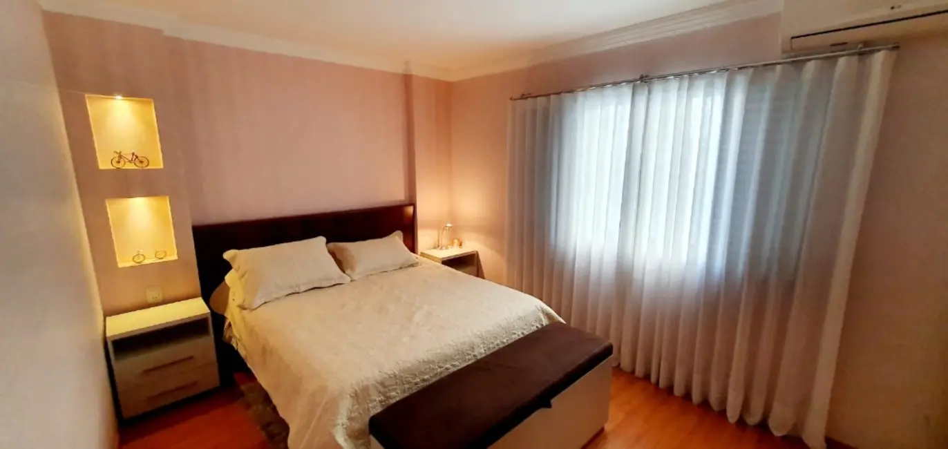 Foto 8 de Apartamento com 4 quartos à venda, 131m2 em Funcionários, Belo Horizonte - MG