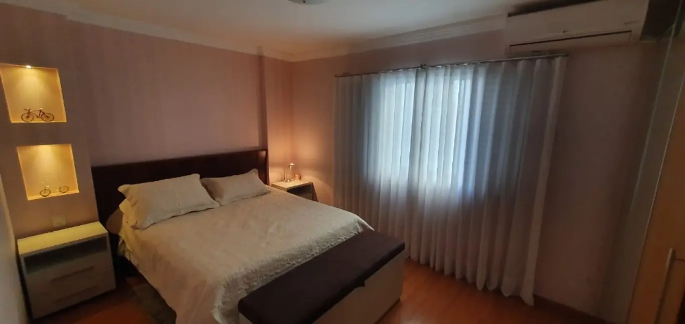 Foto 5 de Apartamento com 4 quartos à venda, 131m2 em Funcionários, Belo Horizonte - MG