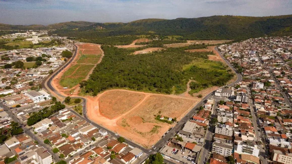 Foto 1 de Terreno / Lote à venda, 615m2 em Canaã, Sete Lagoas - MG
