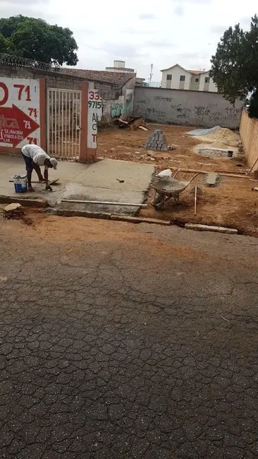 Foto 2 de Terreno / Lote à venda, 360m2 em Contagem - MG