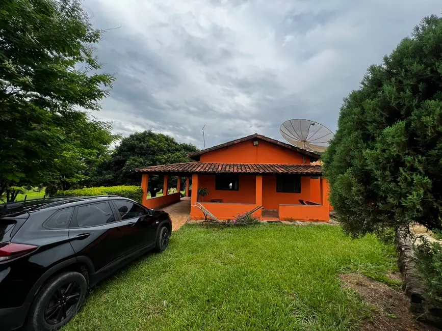 Foto 2 de Casa com 5 quartos à venda e para alugar, 1000m2 em Sete Lagoas - MG