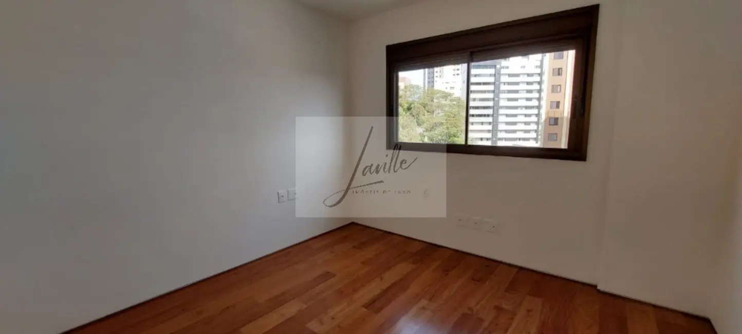 Foto 2 de Apartamento com 4 quartos à venda, 140m2 em Sion, Belo Horizonte - MG