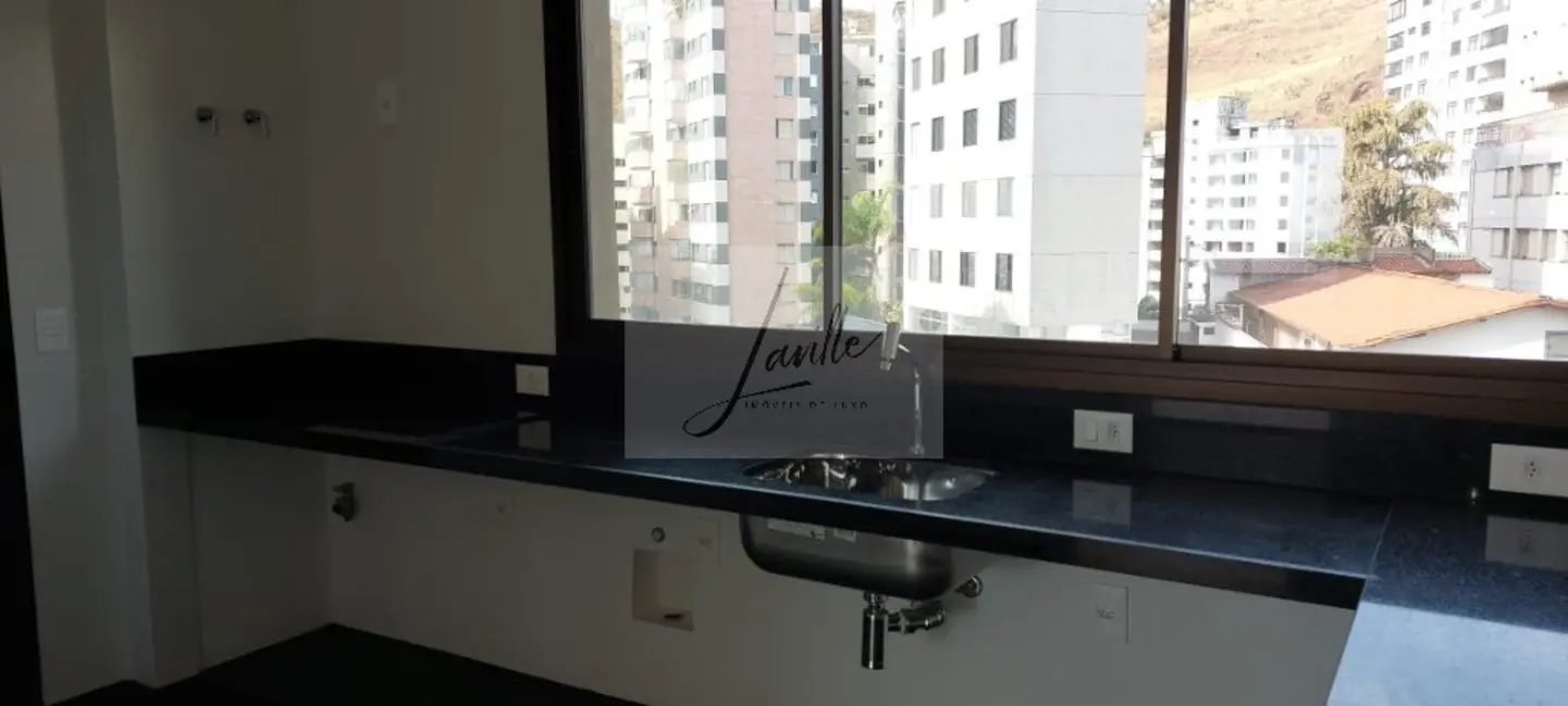 Foto 7 de Apartamento com 4 quartos à venda, 140m2 em Sion, Belo Horizonte - MG