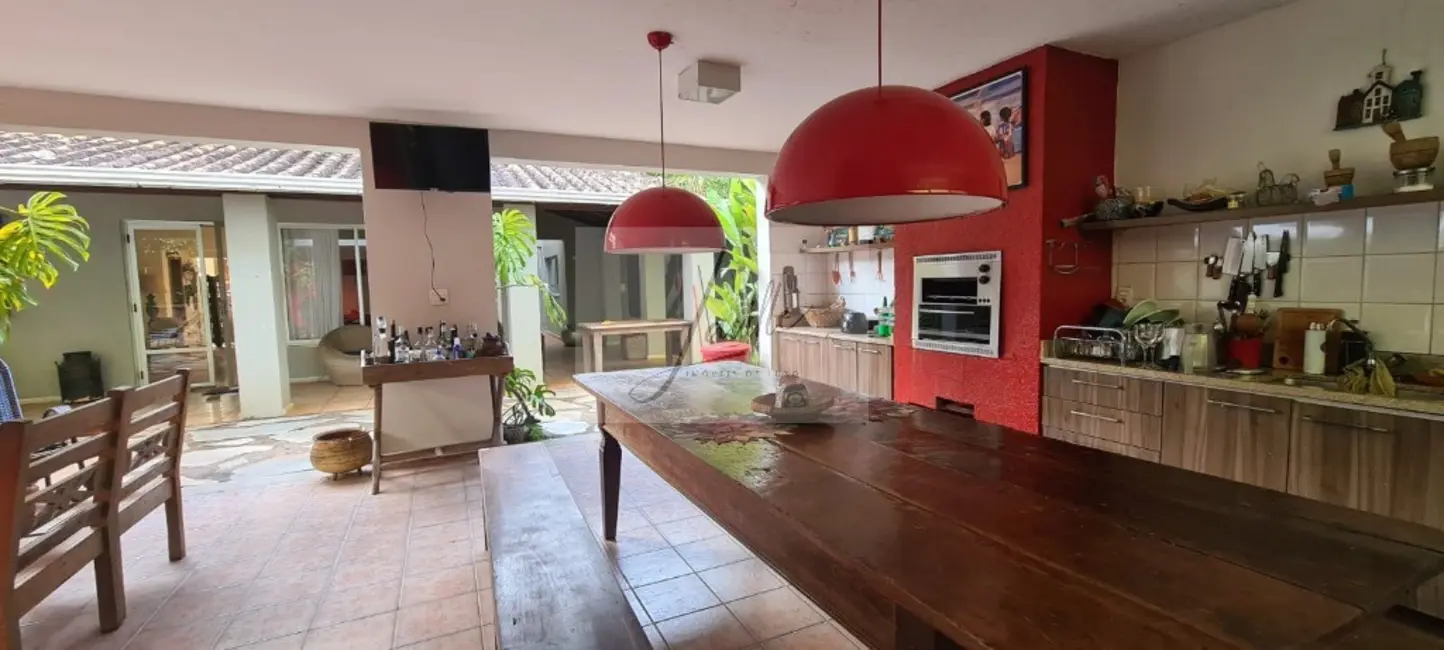 Casa com 4 quartos à venda, 400m2 em Rio Acima - MG - imagem 5 Foto 5 de Casa com 4 quartos à venda, 400m2 em Rio Acima - MG