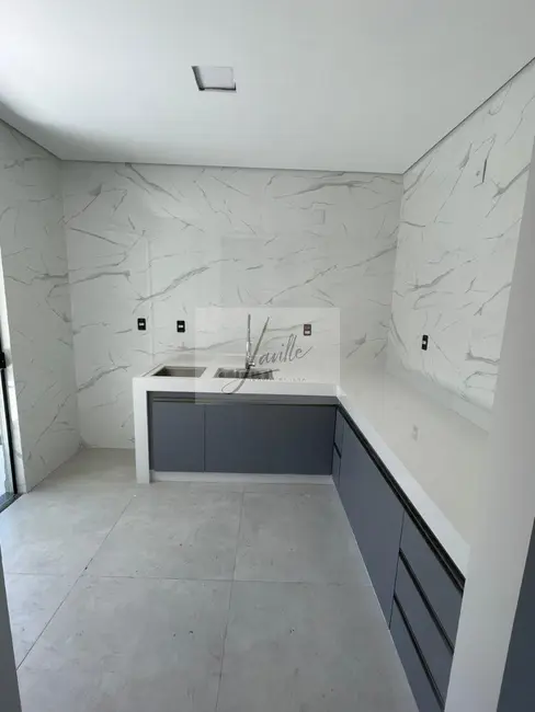 Foto 5 de Casa com 3 quartos à venda, 190m2 em São Pedro, Sete Lagoas - MG