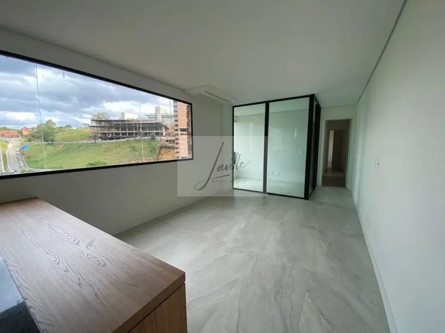 Apartamento com 2 quartos à venda, 82m2 em Vale do Sereno, Nova Lima - MG - imagem 4 Foto 4 de Apartamento com 2 quartos à venda, 82m2 em Vale do Sereno, Nova Lima - MG