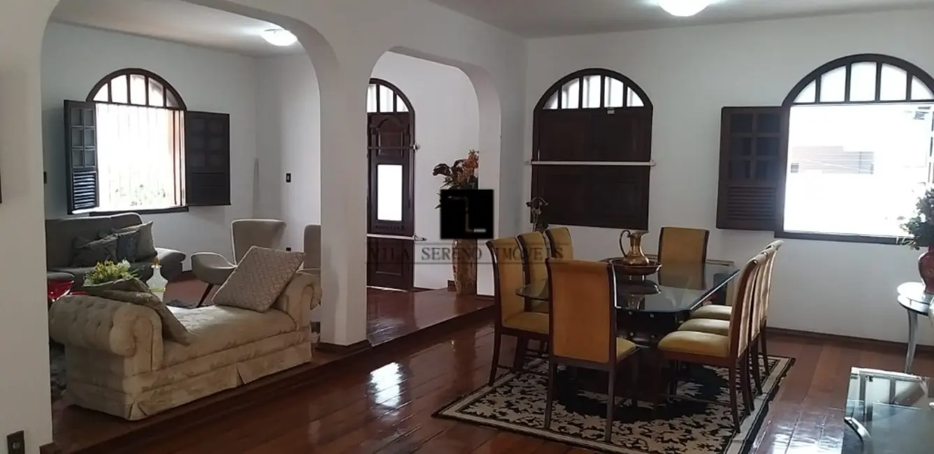 Foto 1 de Casa com 6 quartos à venda, 500m2 em Jardim Cambuí, Sete Lagoas - MG