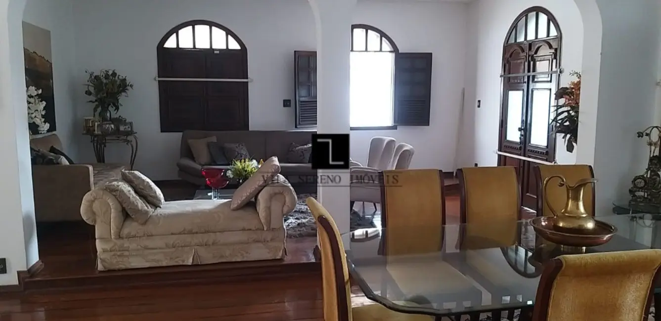 Foto 3 de Casa com 6 quartos à venda, 500m2 em Jardim Cambuí, Sete Lagoas - MG