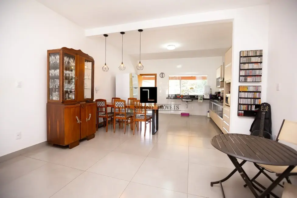 Foto 6 de Casa com 3 quartos à venda, 270m2 em Nossa Senhora das Graças, Sete Lagoas - MG