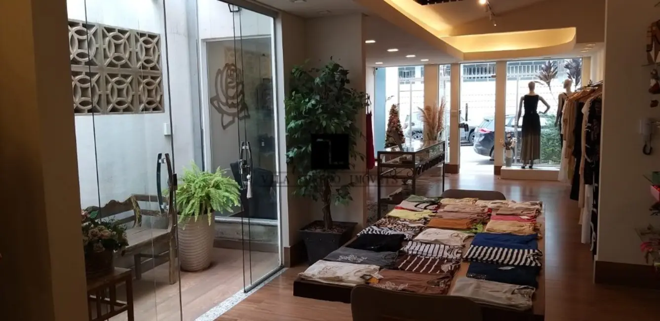 Foto 3 de Sala Comercial à venda e para alugar, 140m2 em Centro, Sete Lagoas - MG