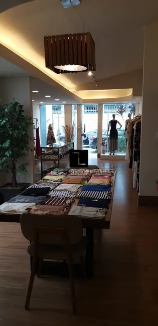 Foto 2 de Sala Comercial à venda e para alugar, 140m2 em Centro, Sete Lagoas - MG