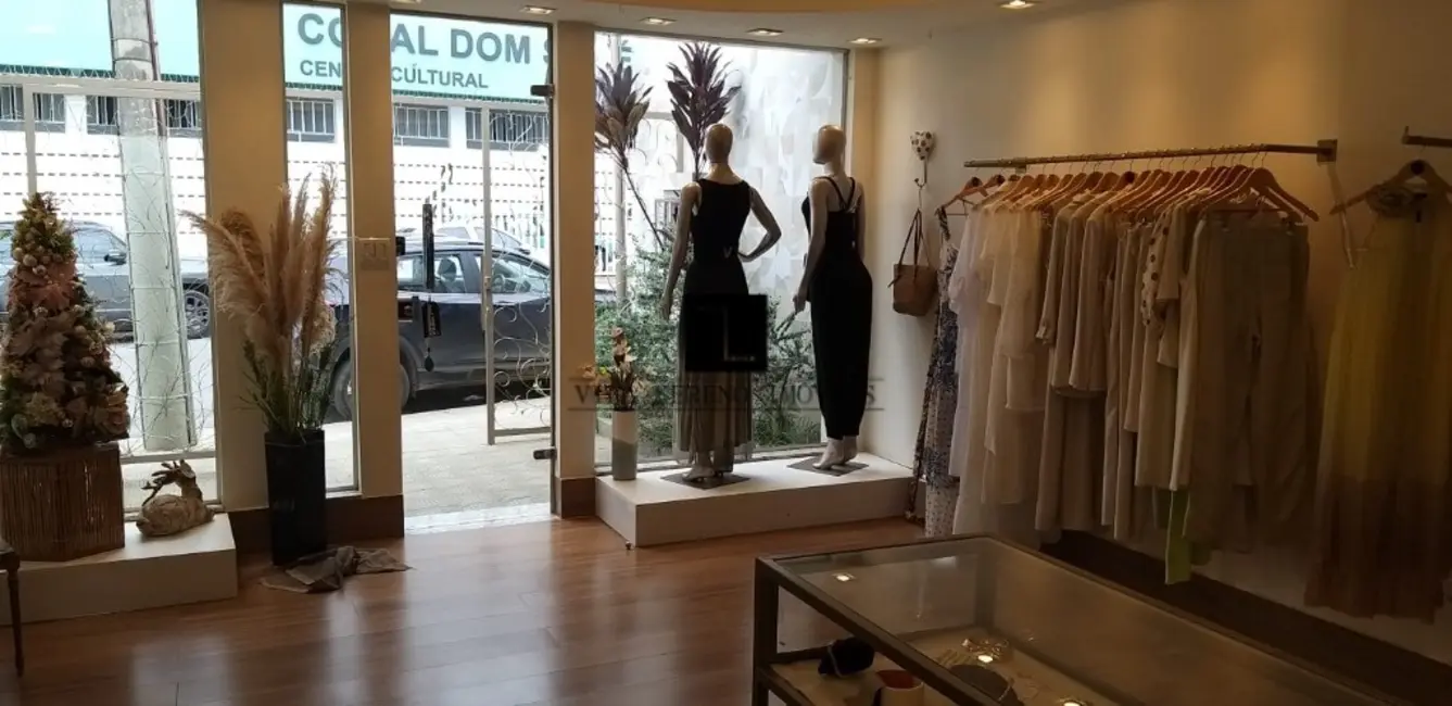 Foto 1 de Sala Comercial à venda e para alugar, 140m2 em Centro, Sete Lagoas - MG
