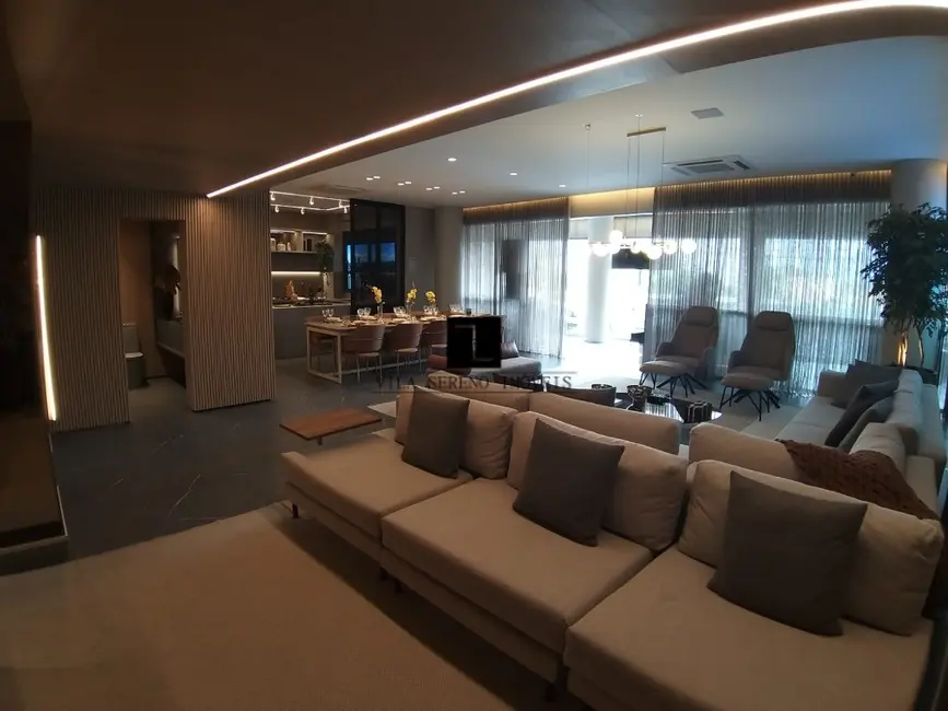 Foto 2 de Apartamento com 4 quartos à venda, 200m2 em Vila da Serra, Nova Lima - MG
