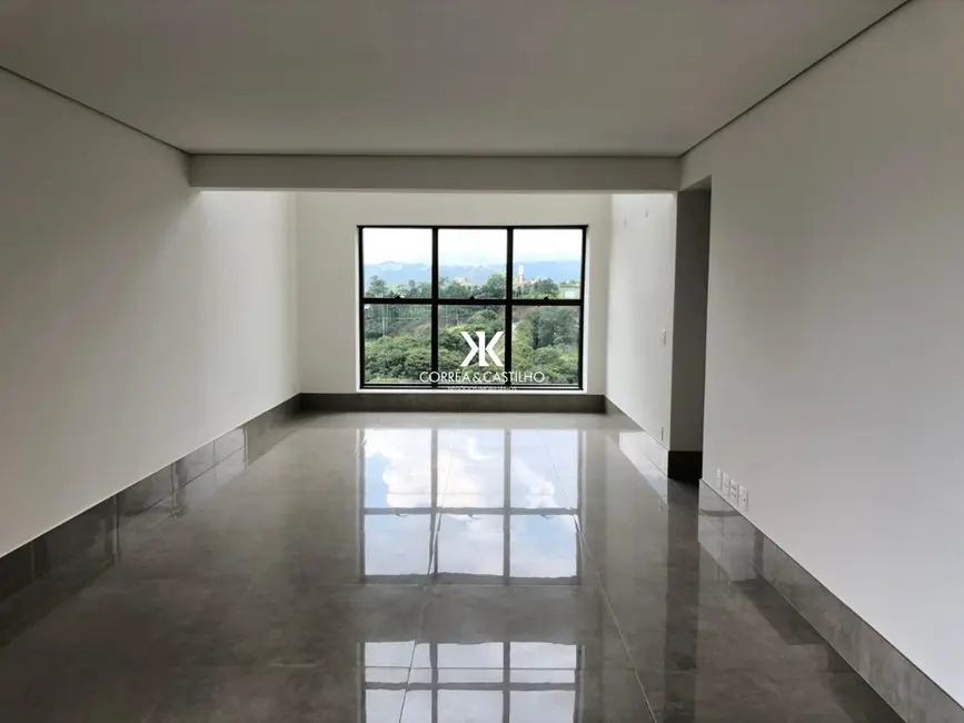 Foto 1 de Apartamento com 4 quartos à venda, 173m2 em Vale do Sereno, Nova Lima - MG