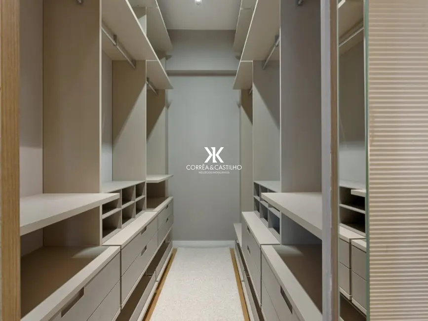 Apartamento com 4 quartos à venda, 294m2 em Savassi, Belo Horizonte - MG - imagem 7 Foto 7 de Apartamento com 4 quartos à venda, 294m2 em Savassi, Belo Horizonte - MG