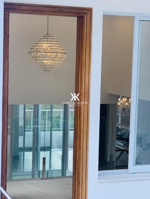 Casa com 5 quartos à venda, 686m2 em Vale dos Cristais, Nova Lima - MG - imagem 9 Foto 9 de Casa com 5 quartos à venda, 686m2 em Vale dos Cristais, Nova Lima - MG