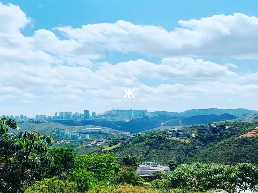 Casa com 5 quartos à venda, 686m2 em Vale dos Cristais, Nova Lima - MG - imagem 4 Foto 4 de Casa com 5 quartos à venda, 686m2 em Vale dos Cristais, Nova Lima - MG