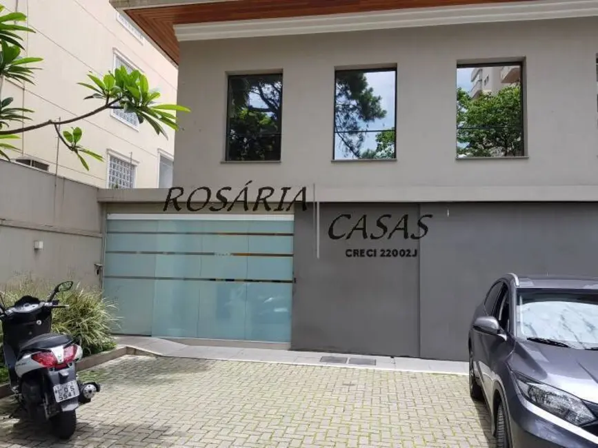 Casa com 5 quartos para alugar, 500m2 em Pinheiros, São Paulo - SP - imagem 5 Foto 5 de Casa com 5 quartos para alugar, 500m2 em Pinheiros, São Paulo - SP