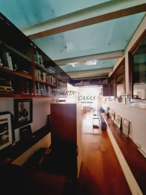 Foto 3 de Casa com 2 quartos à venda, 200m2 em Pinheiros, São Paulo - SP