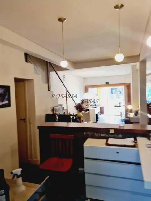 Foto 5 de Casa com 2 quartos à venda, 200m2 em Pinheiros, São Paulo - SP